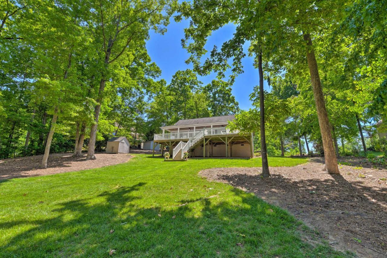 Lake Norman Retreat With Dock About 1 Mi To Marina! มัวร์สวิลล์ ภายนอก รูปภาพ